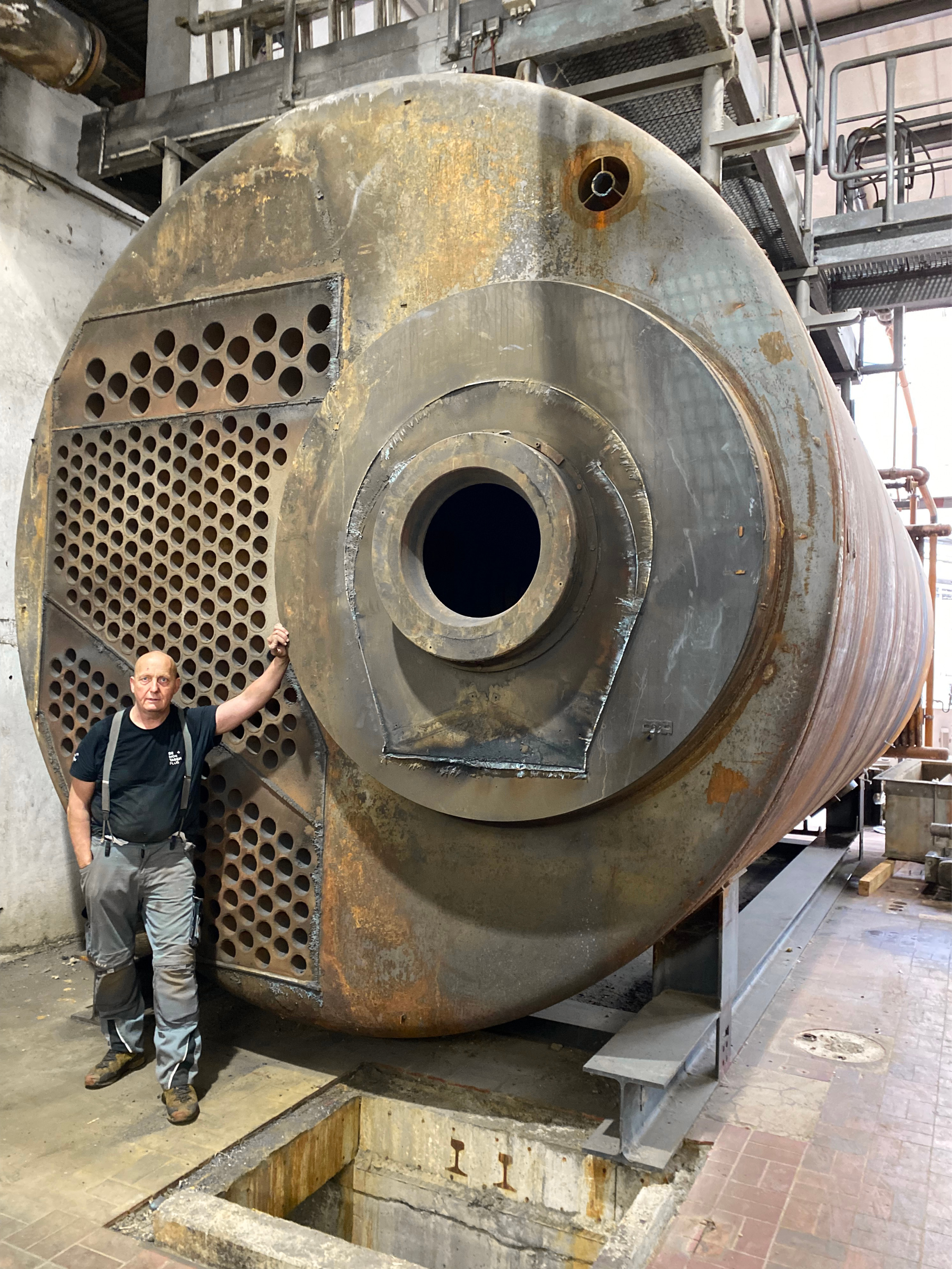 Projekte-Demontage-Papier-Kessel-1-Perlen-10