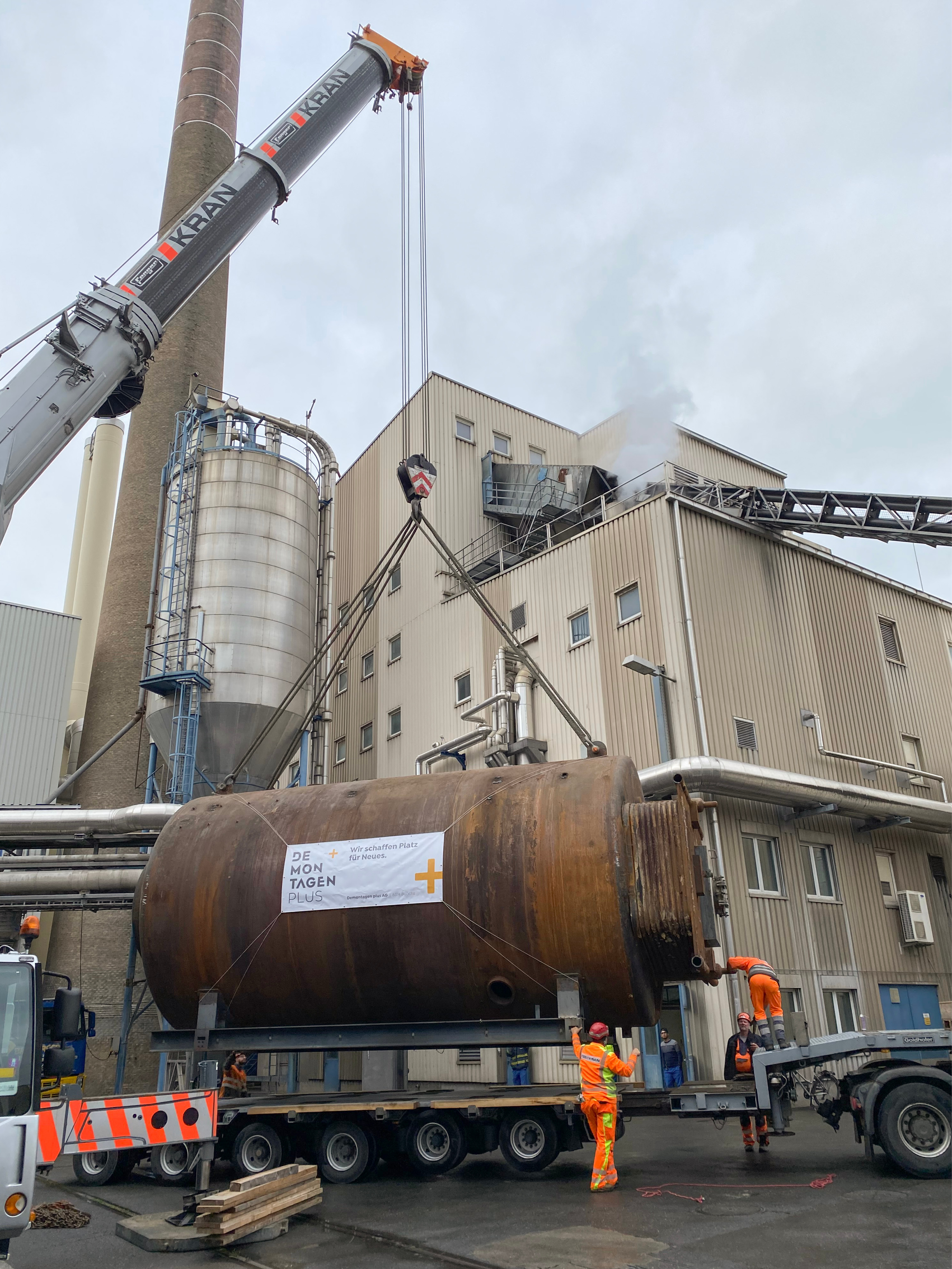 Projekte-Demontage-Papier-Kessel-1-Perlen-13