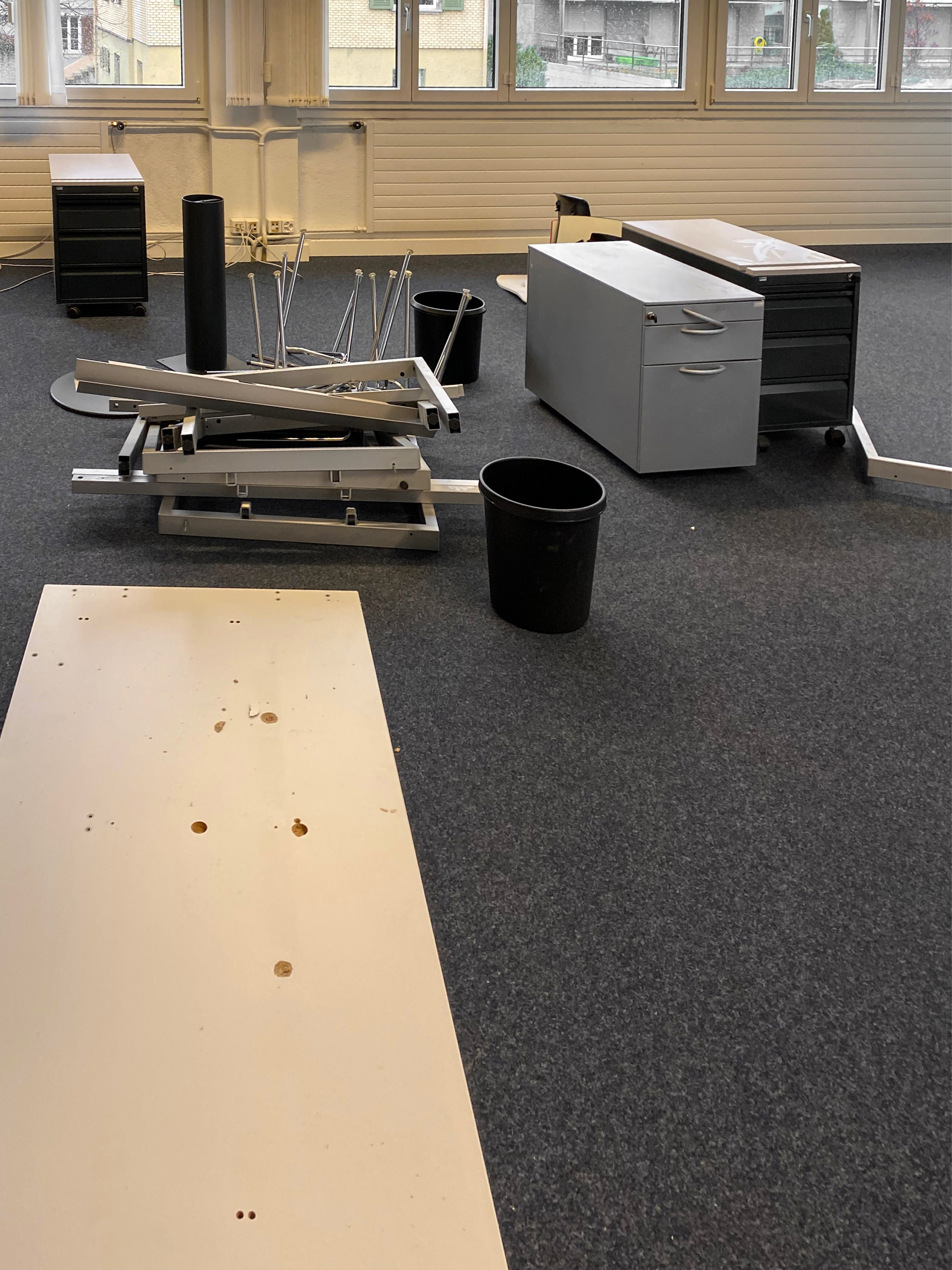 Projekte-Raeumung-Raeumung-Buero-Stansstad-03