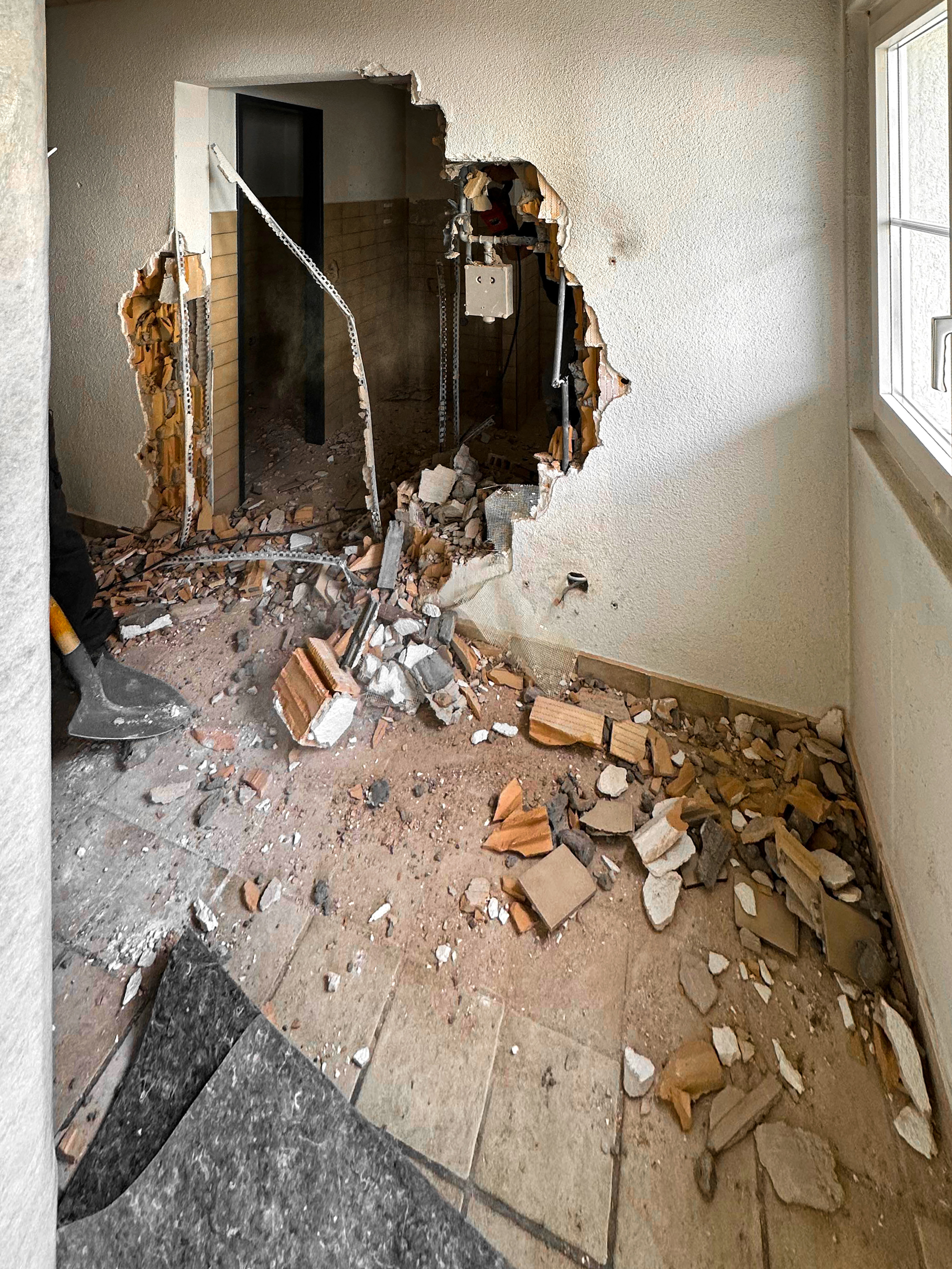 Projekte-Demontage-Gemeinde-Buochs-Seeplatz-10-04